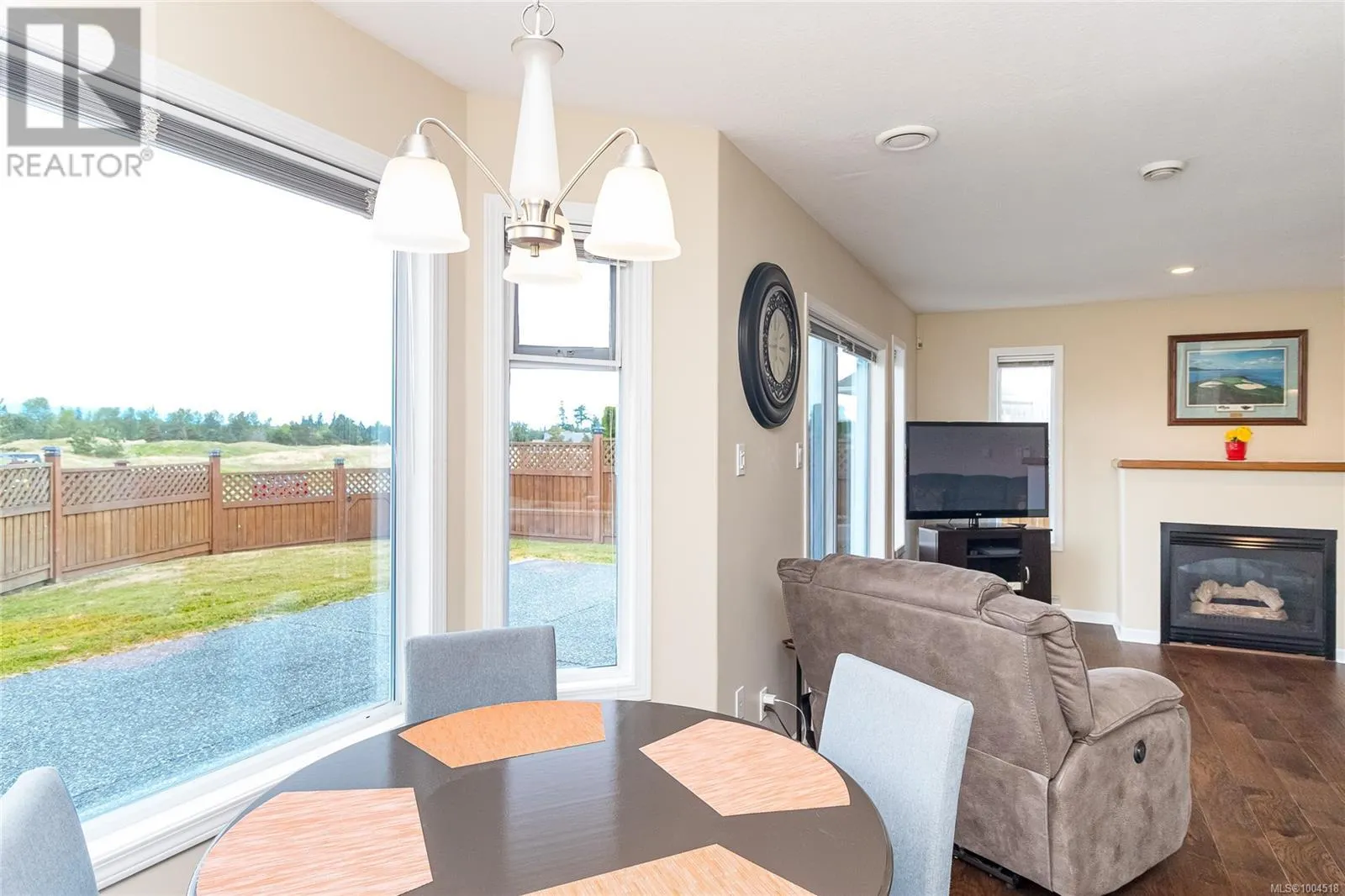639 Eagle Tree Close