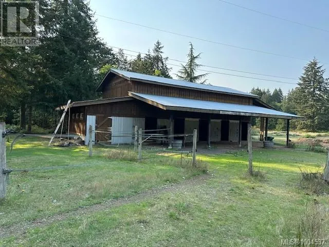 3744 Gibbins Rd