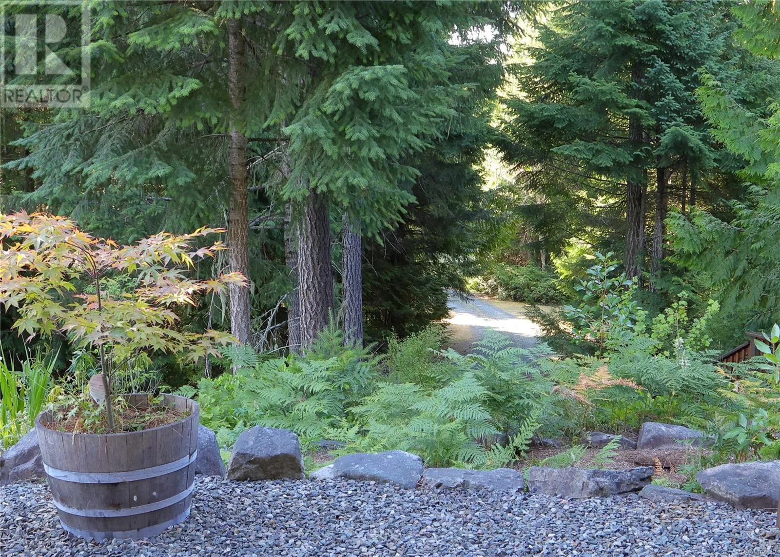 1556 Meadowood Way
