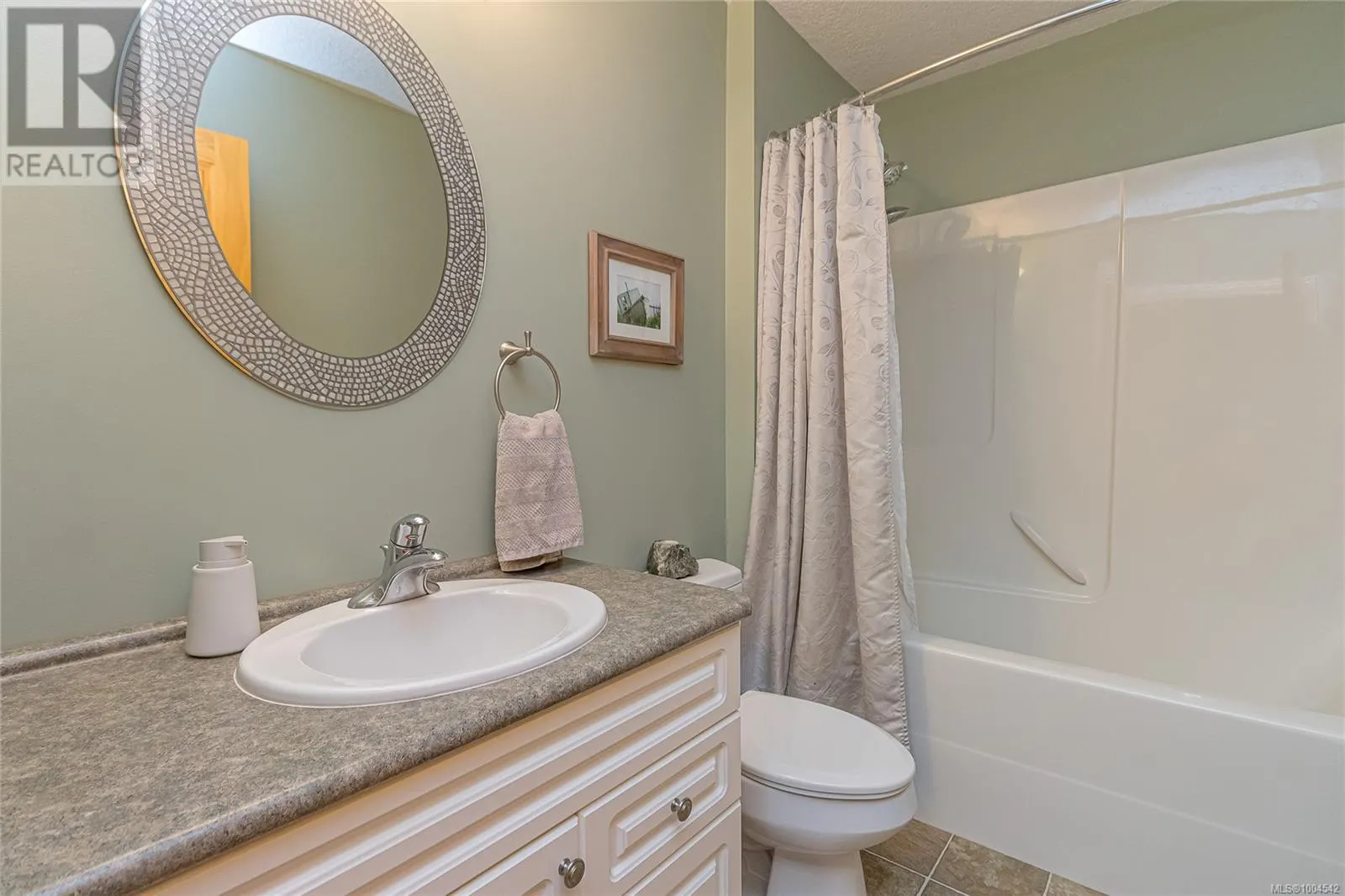 1556 Meadowood Way