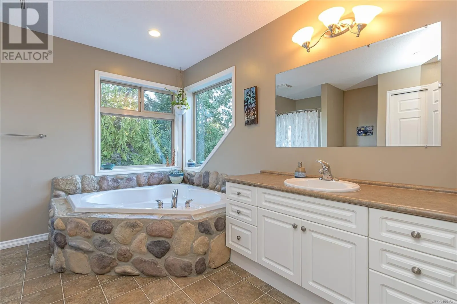 1556 Meadowood Way