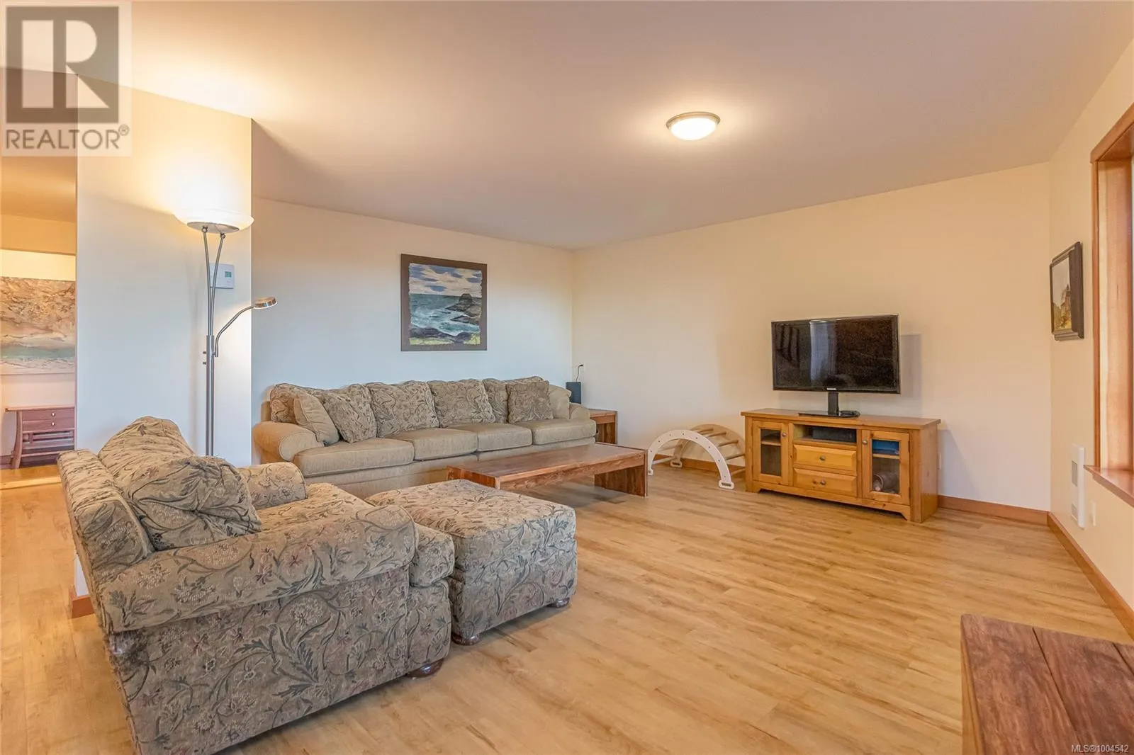 1556 Meadowood Way