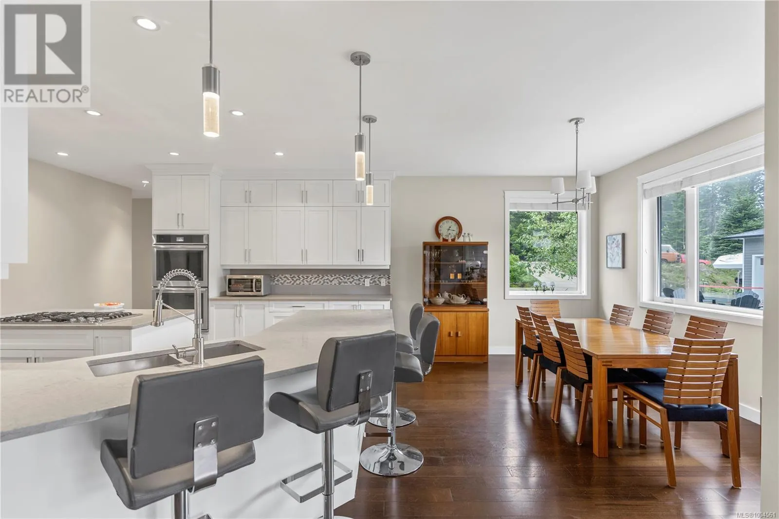 11329 Hummingbird Pl
