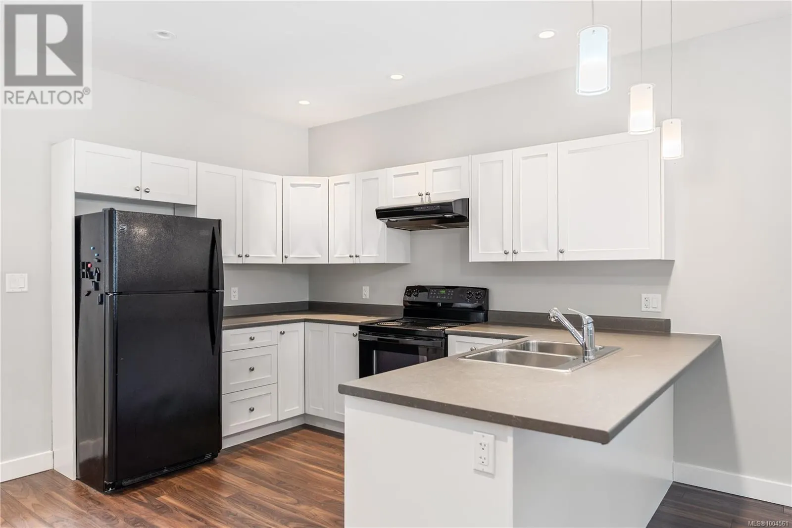 11329 Hummingbird Pl