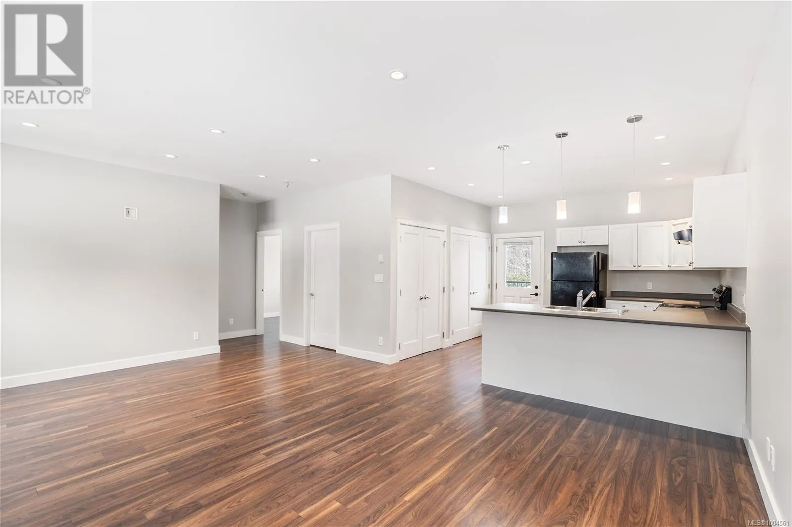 11329 Hummingbird Pl