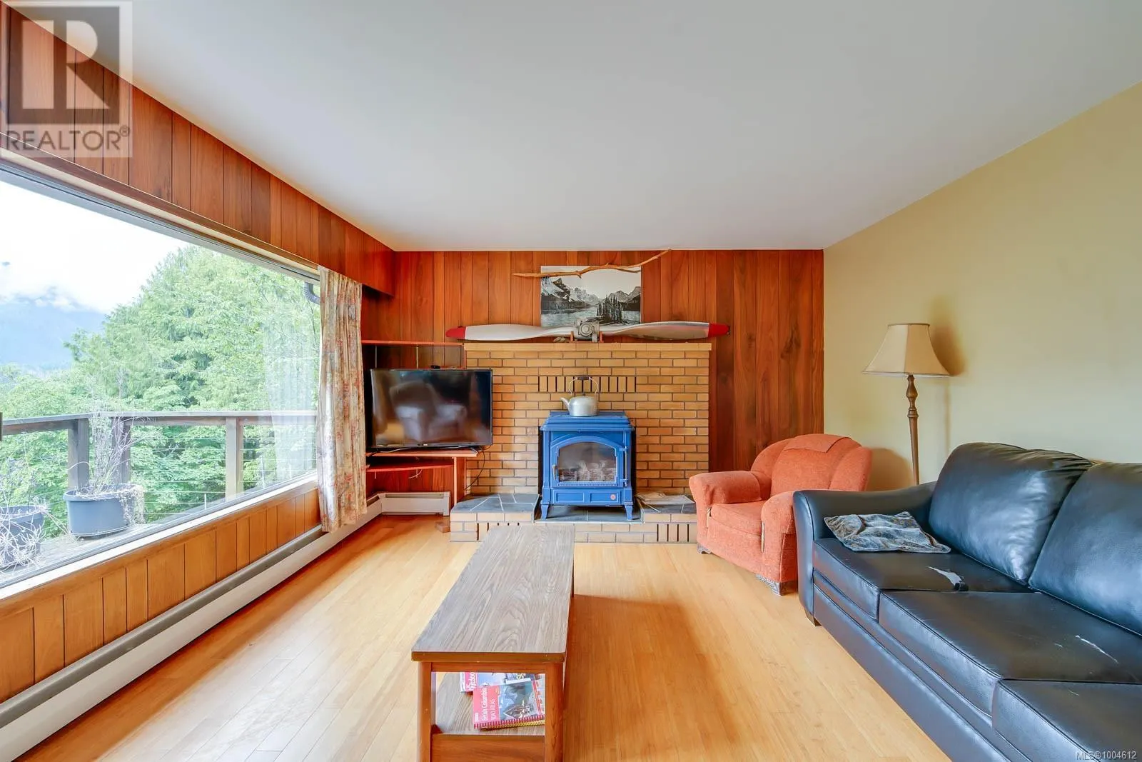 9712 Stirling Arm Cres