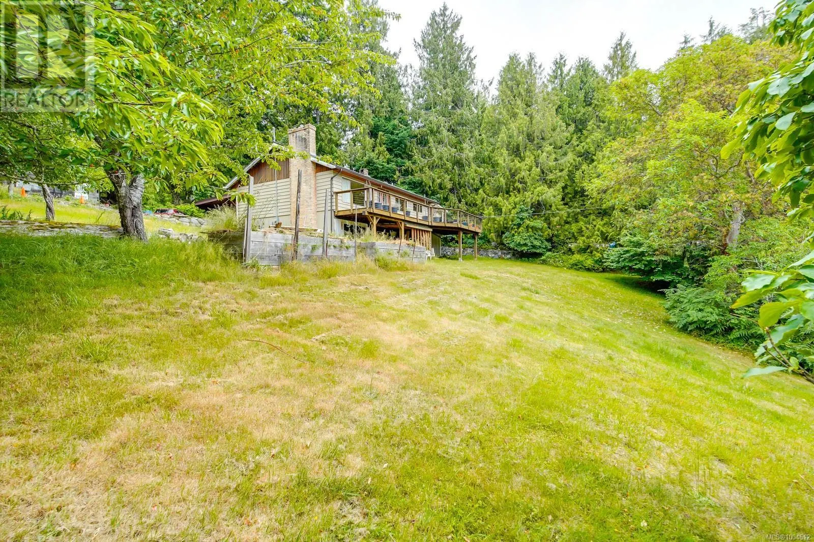 9712 Stirling Arm Cres