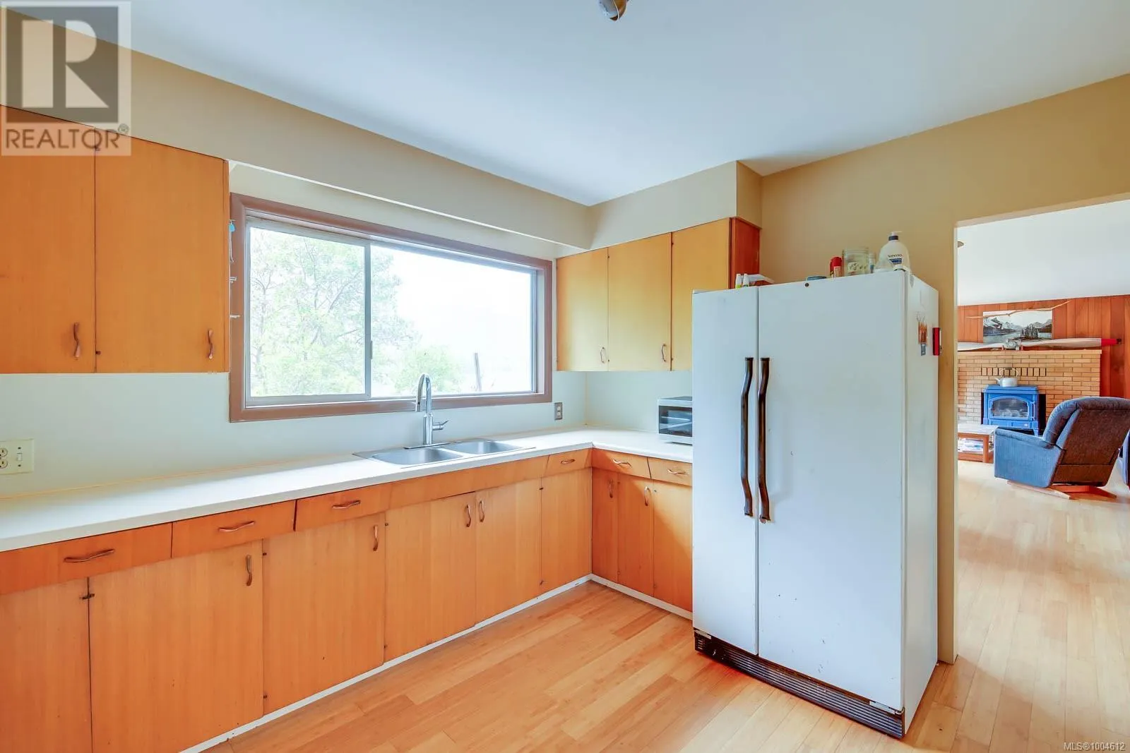 9712 Stirling Arm Cres