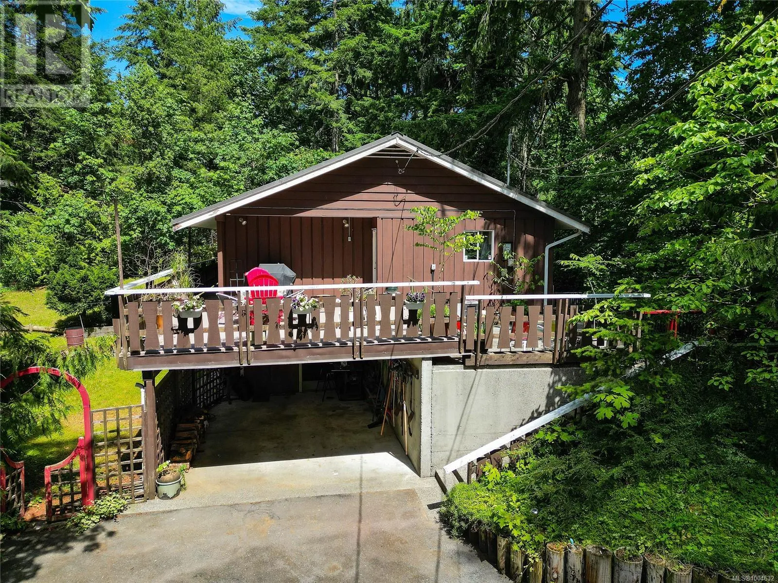 3795 GLENORA Rd