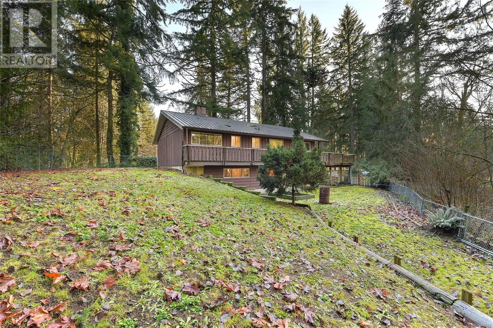 3795 GLENORA Rd