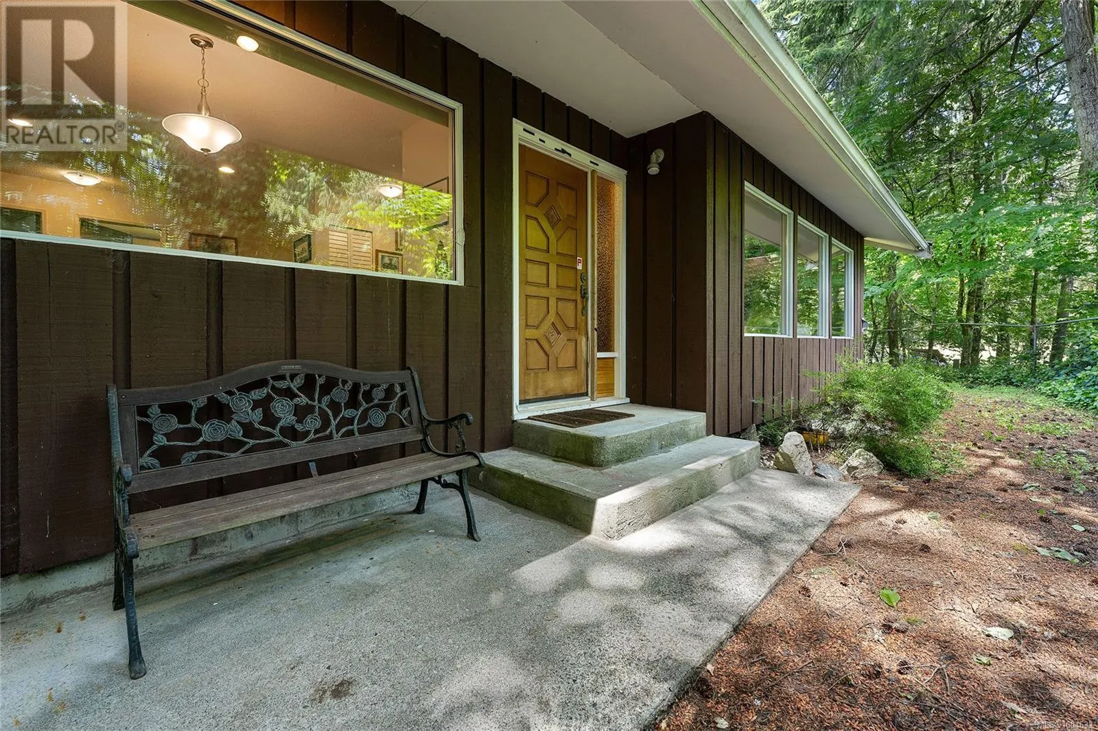 3795 GLENORA Rd