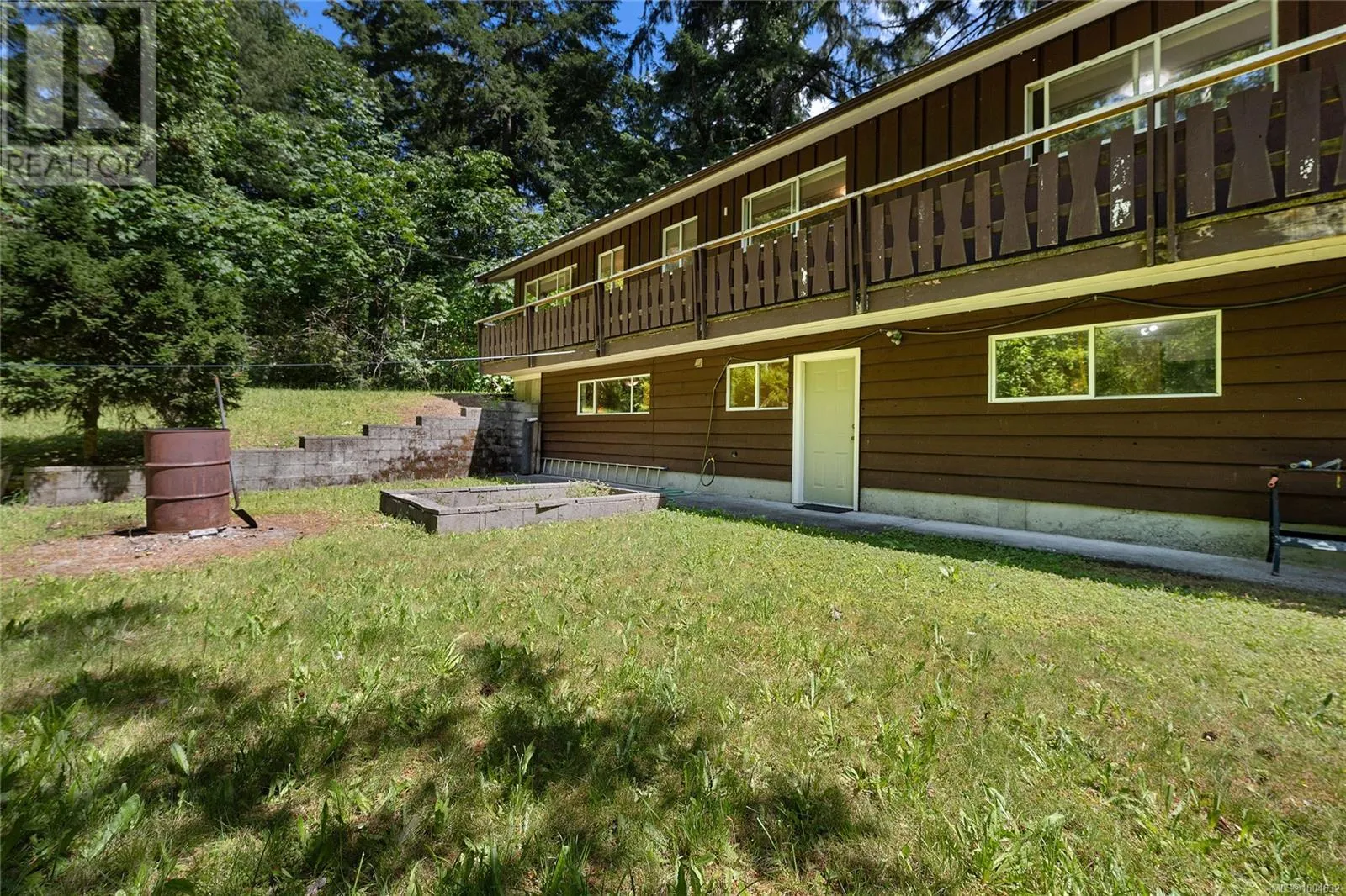 3795 GLENORA Rd