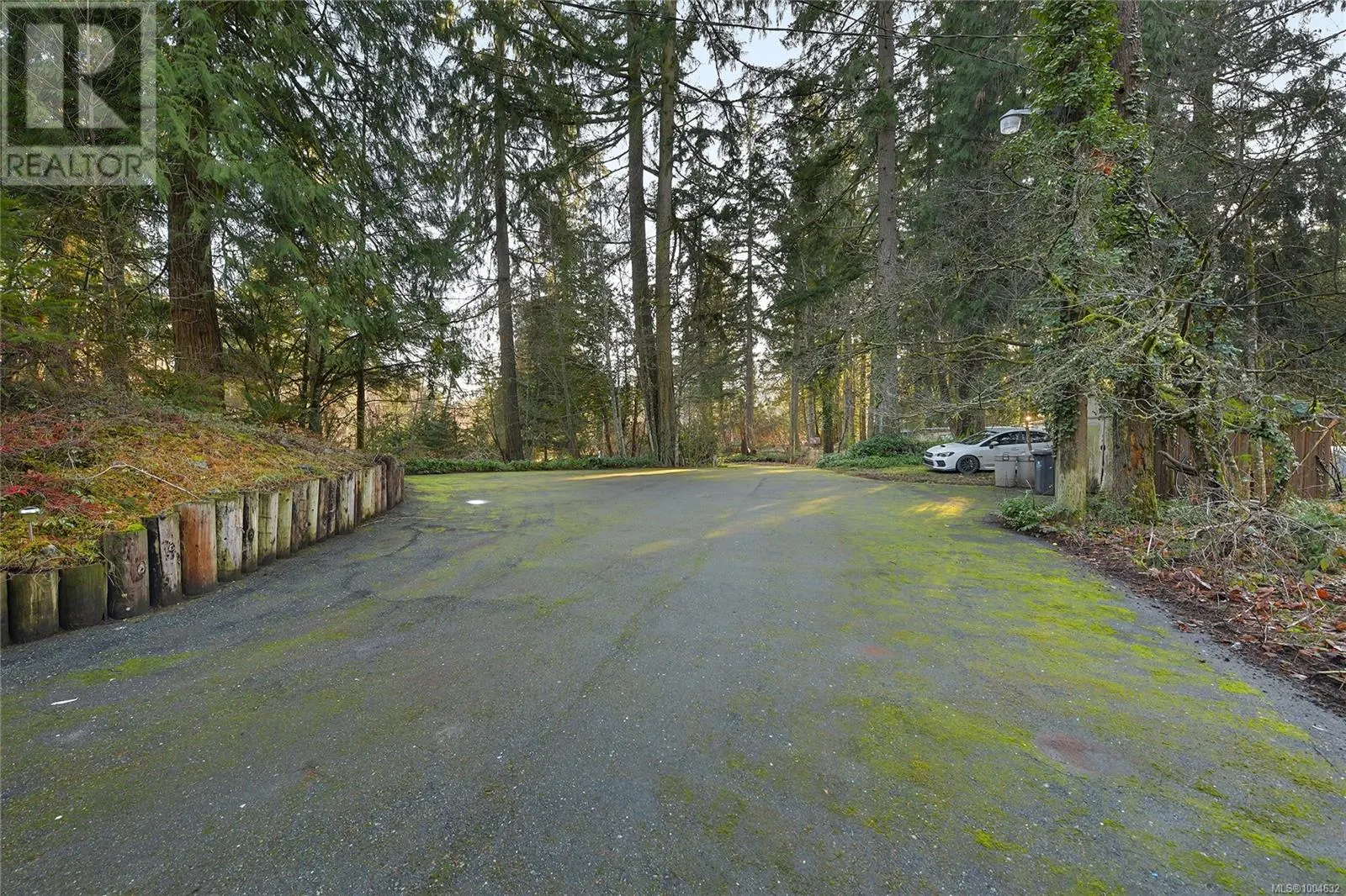 3795 GLENORA Rd