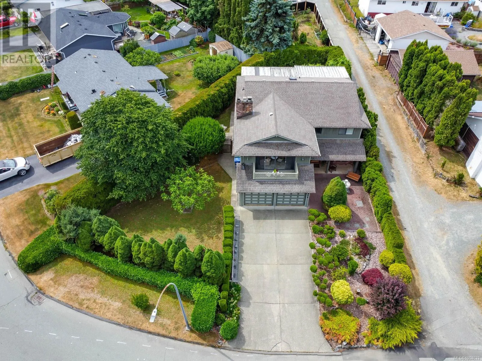2254 Hamilton Dr