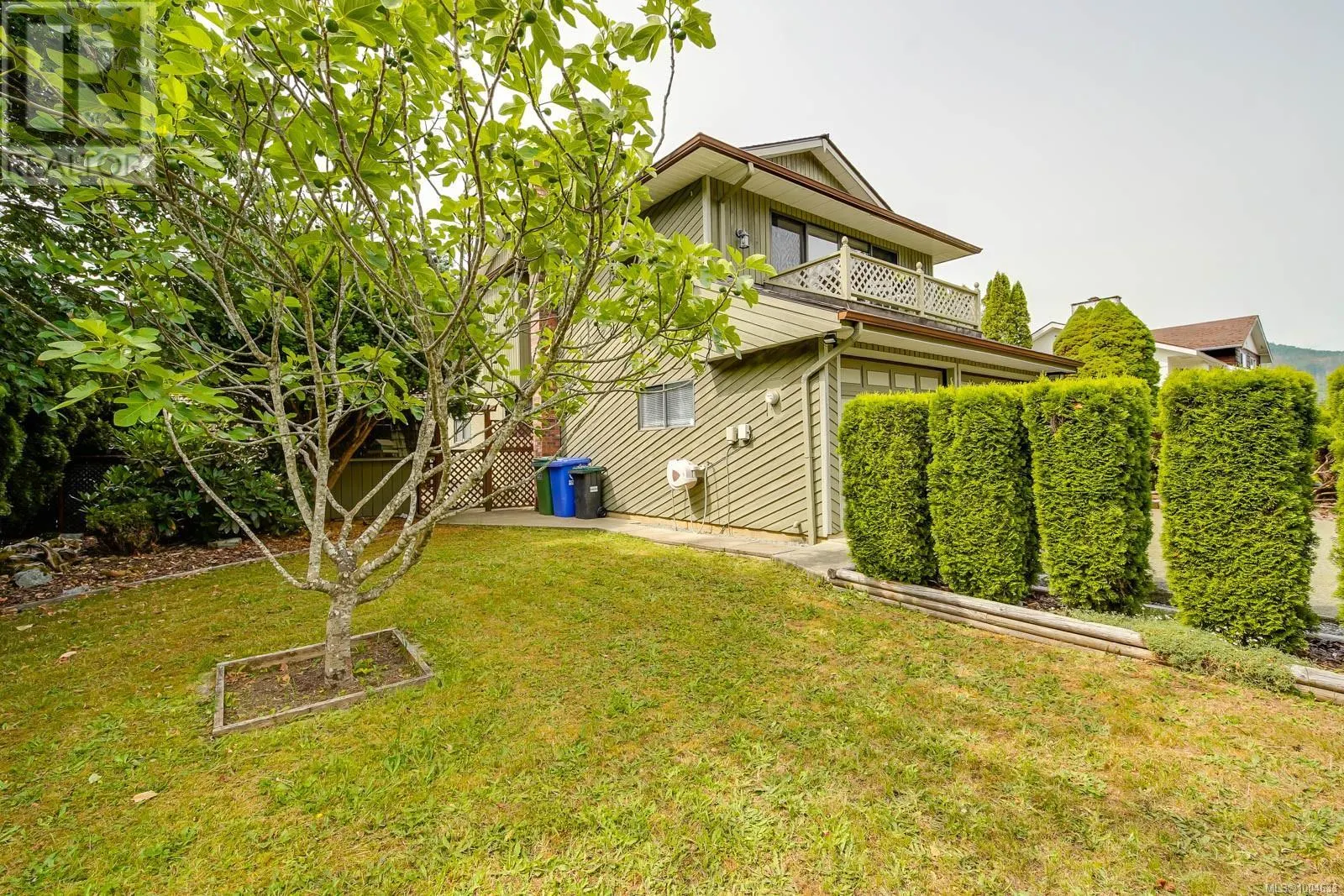 2254 Hamilton Dr