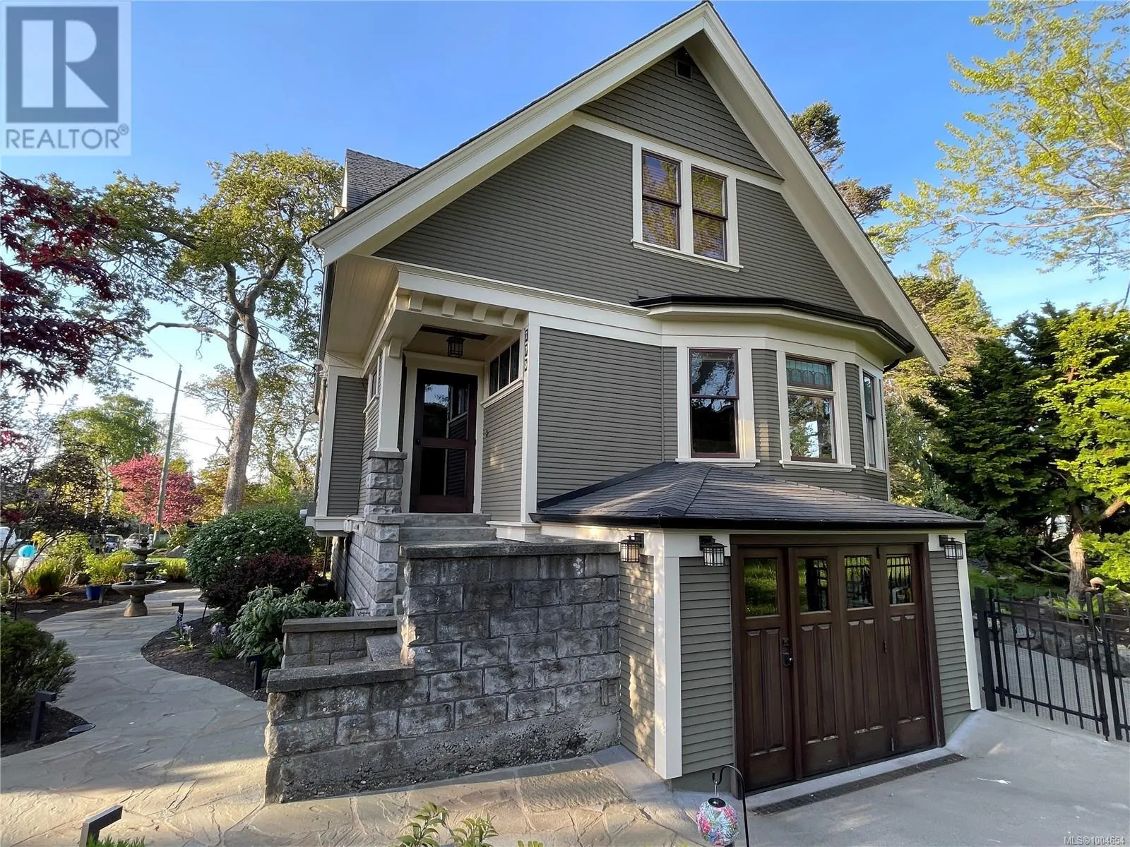 773 Island Rd
