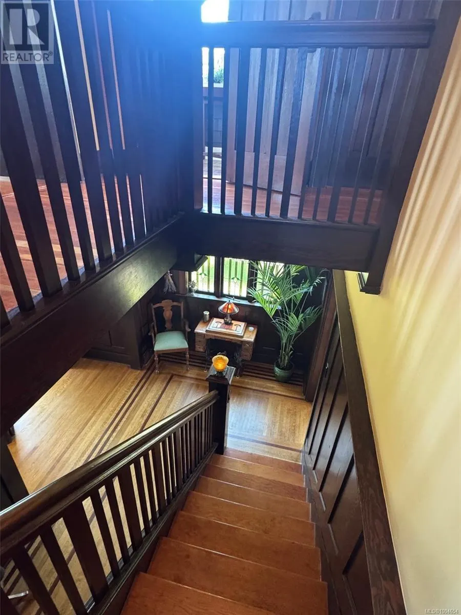773 Island Rd