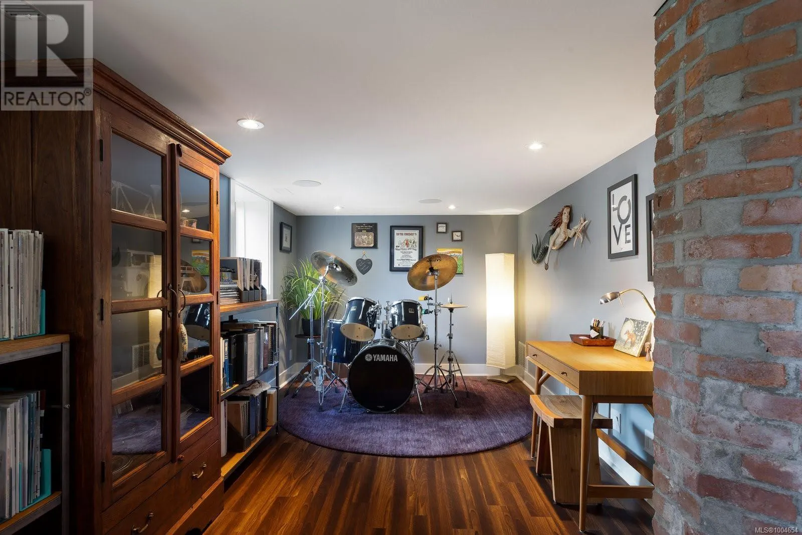773 Island Rd