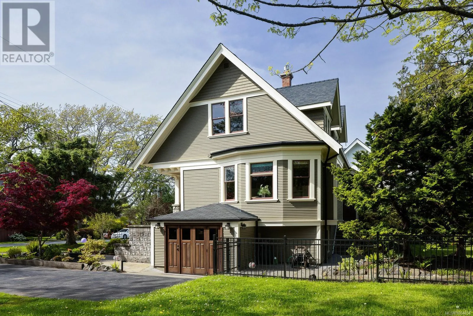 773 Island Rd