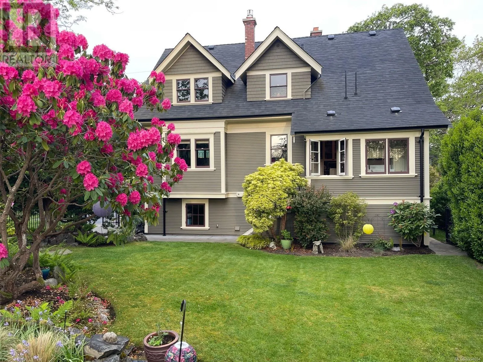 773 Island Rd