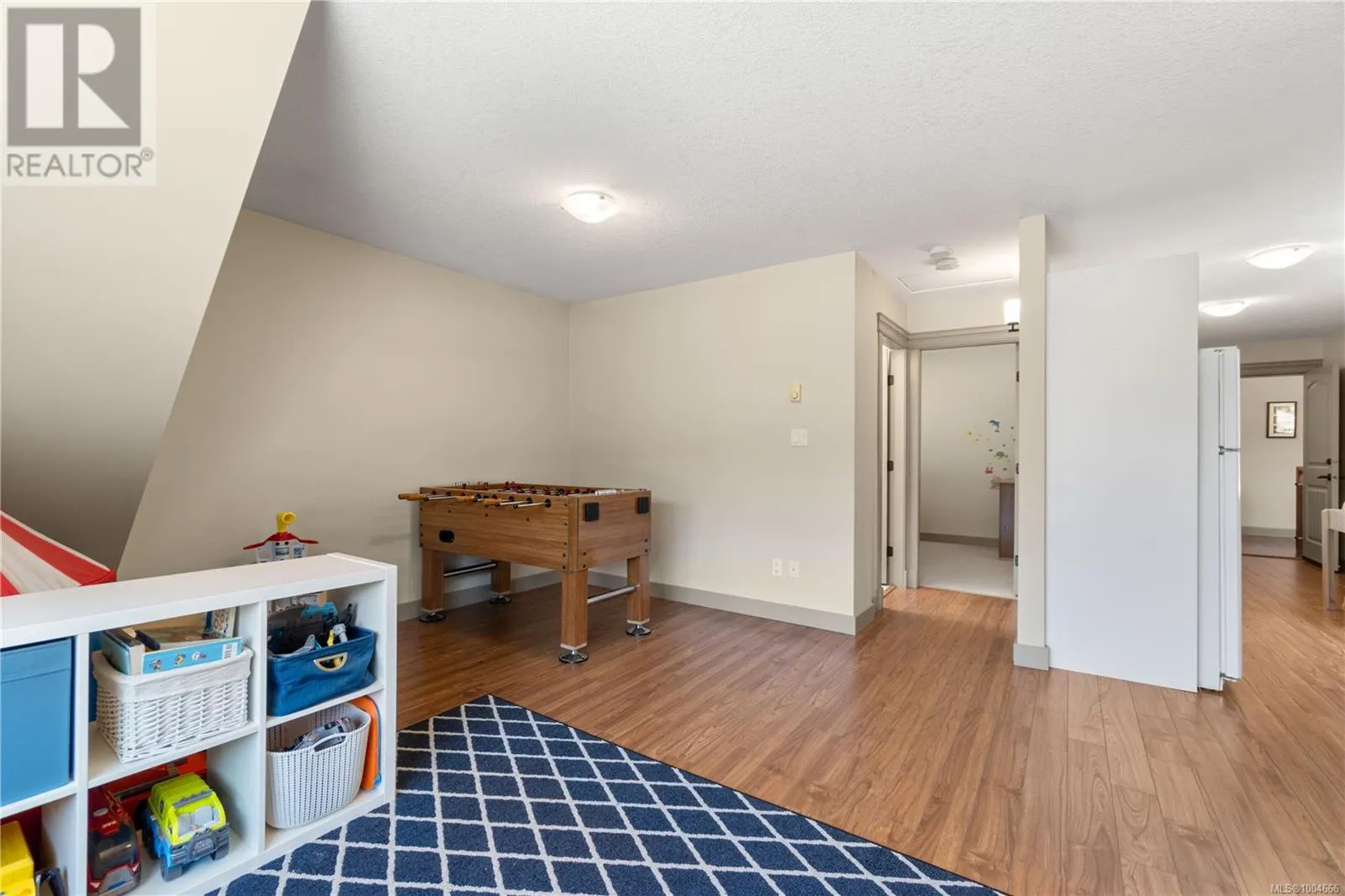 1337 Thalia Pl