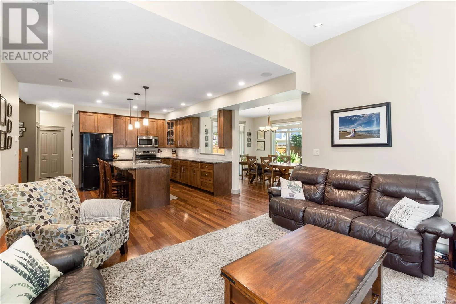 1337 Thalia Pl