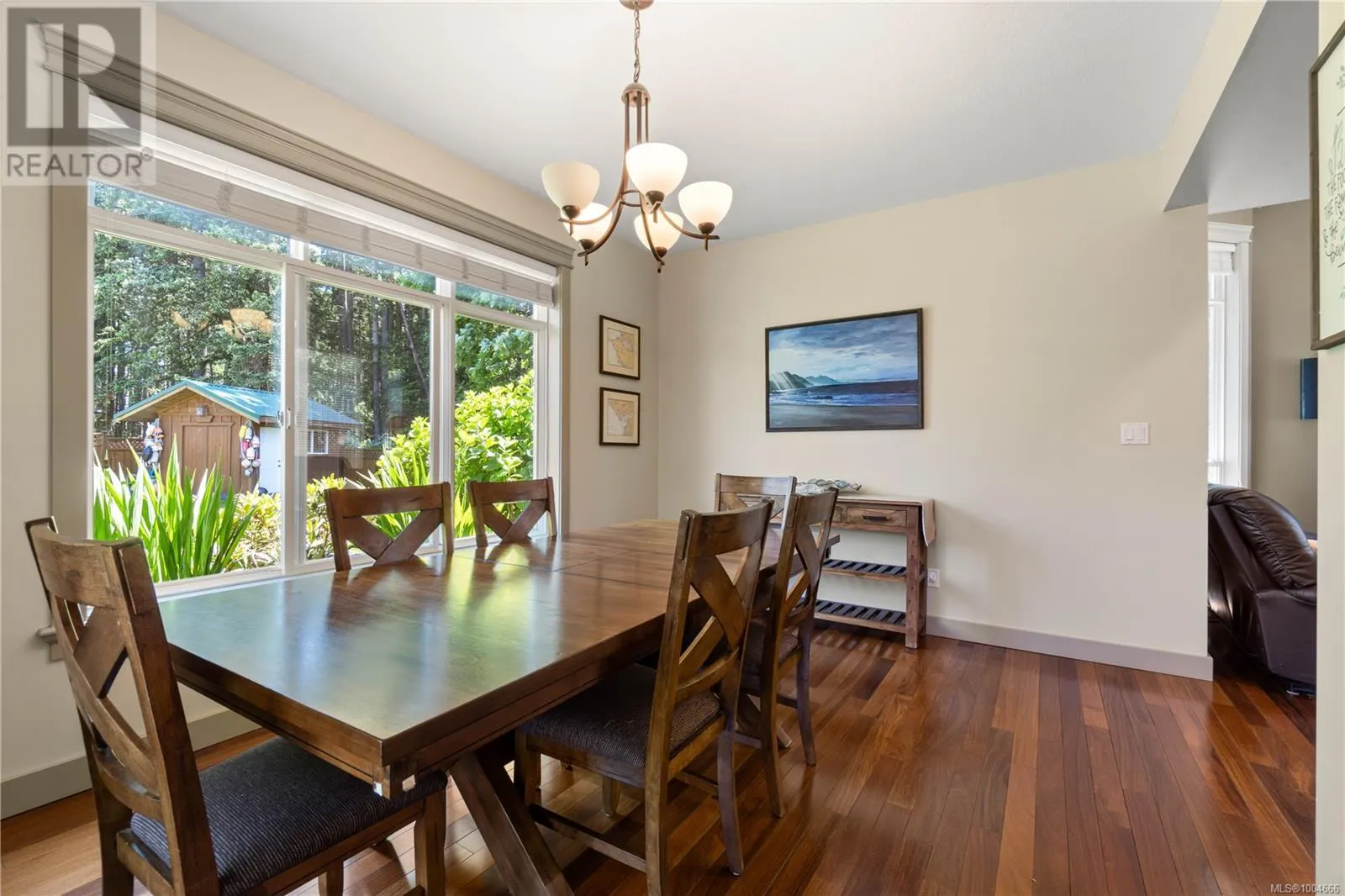 1337 Thalia Pl