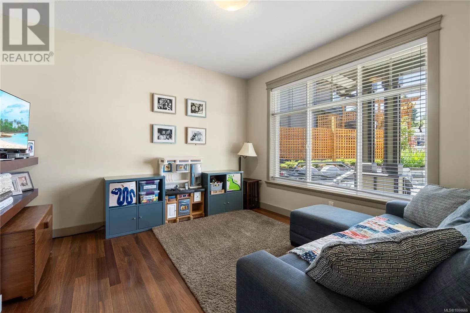 1337 Thalia Pl