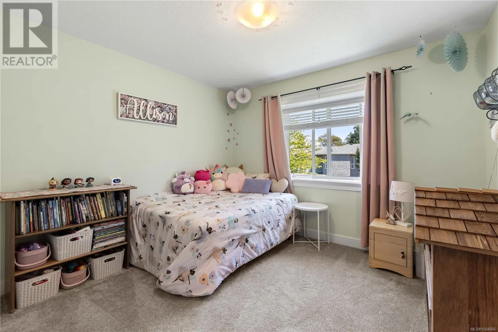 1337 Thalia Pl
