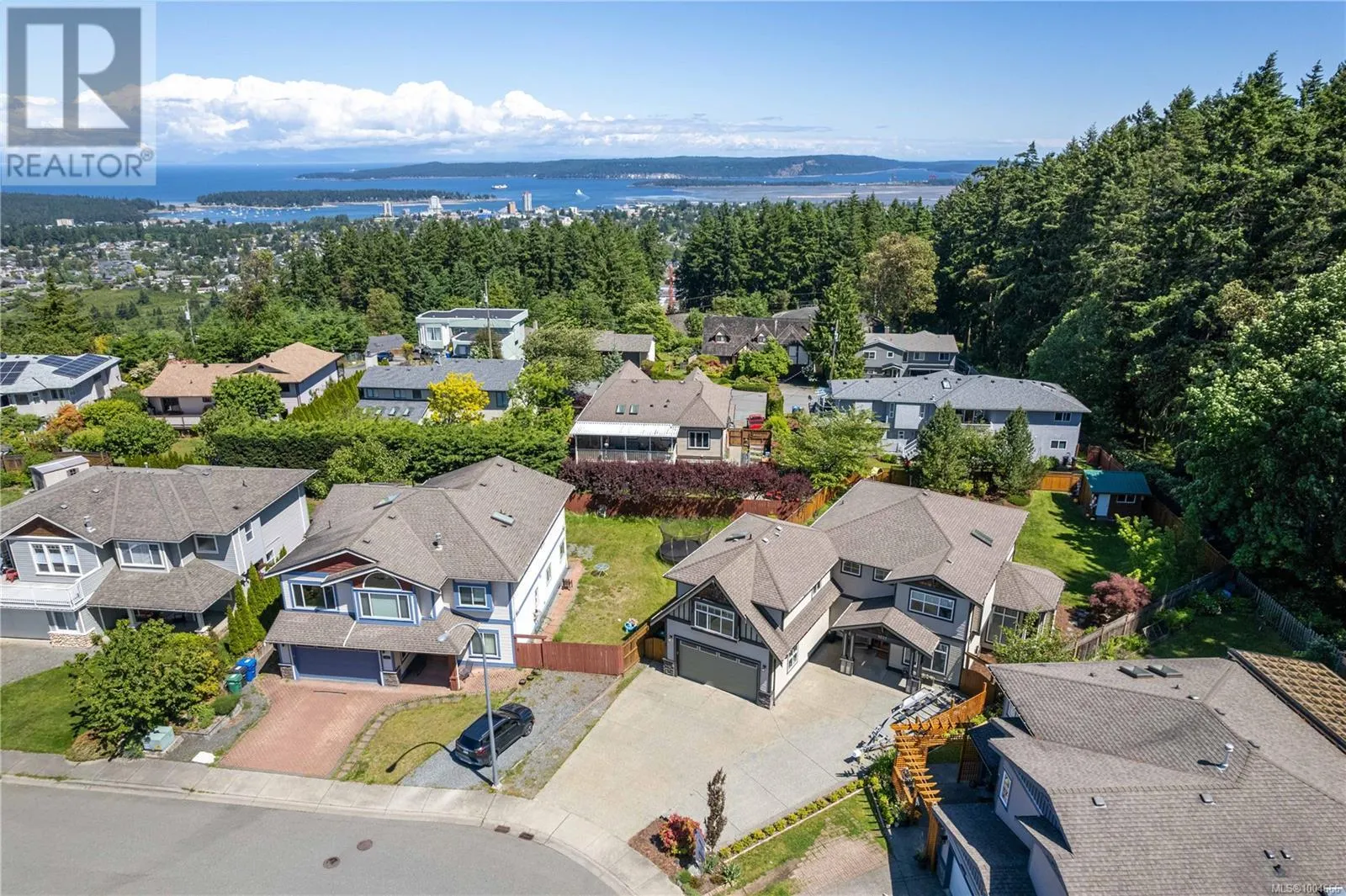 1337 Thalia Pl