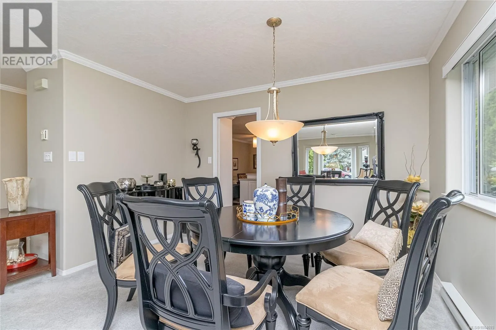1163 Wellington Dr