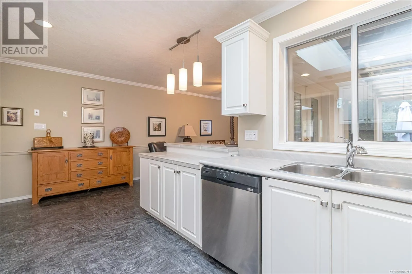1163 Wellington Dr