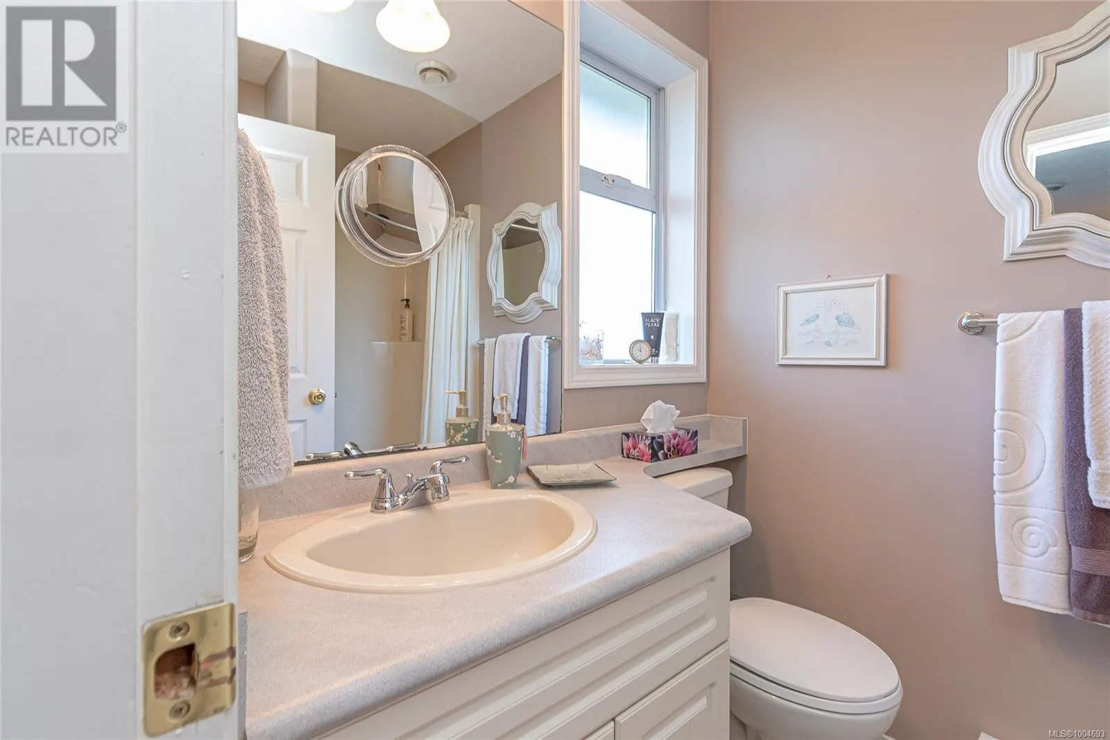 1163 Wellington Dr