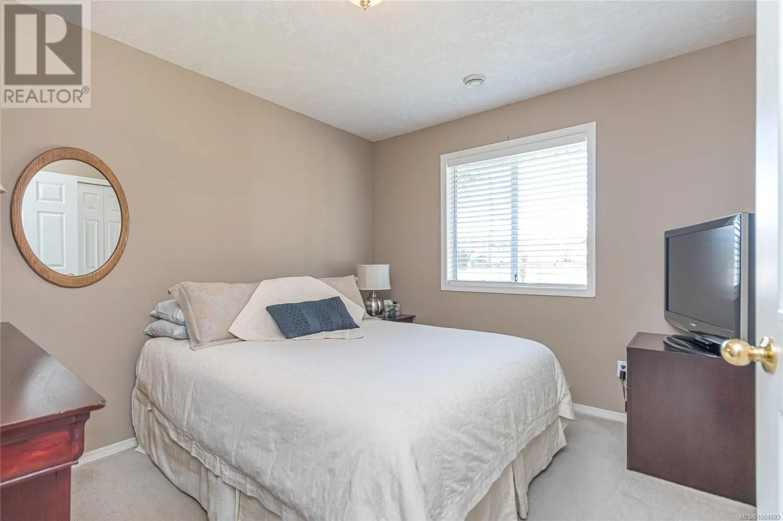 1163 Wellington Dr