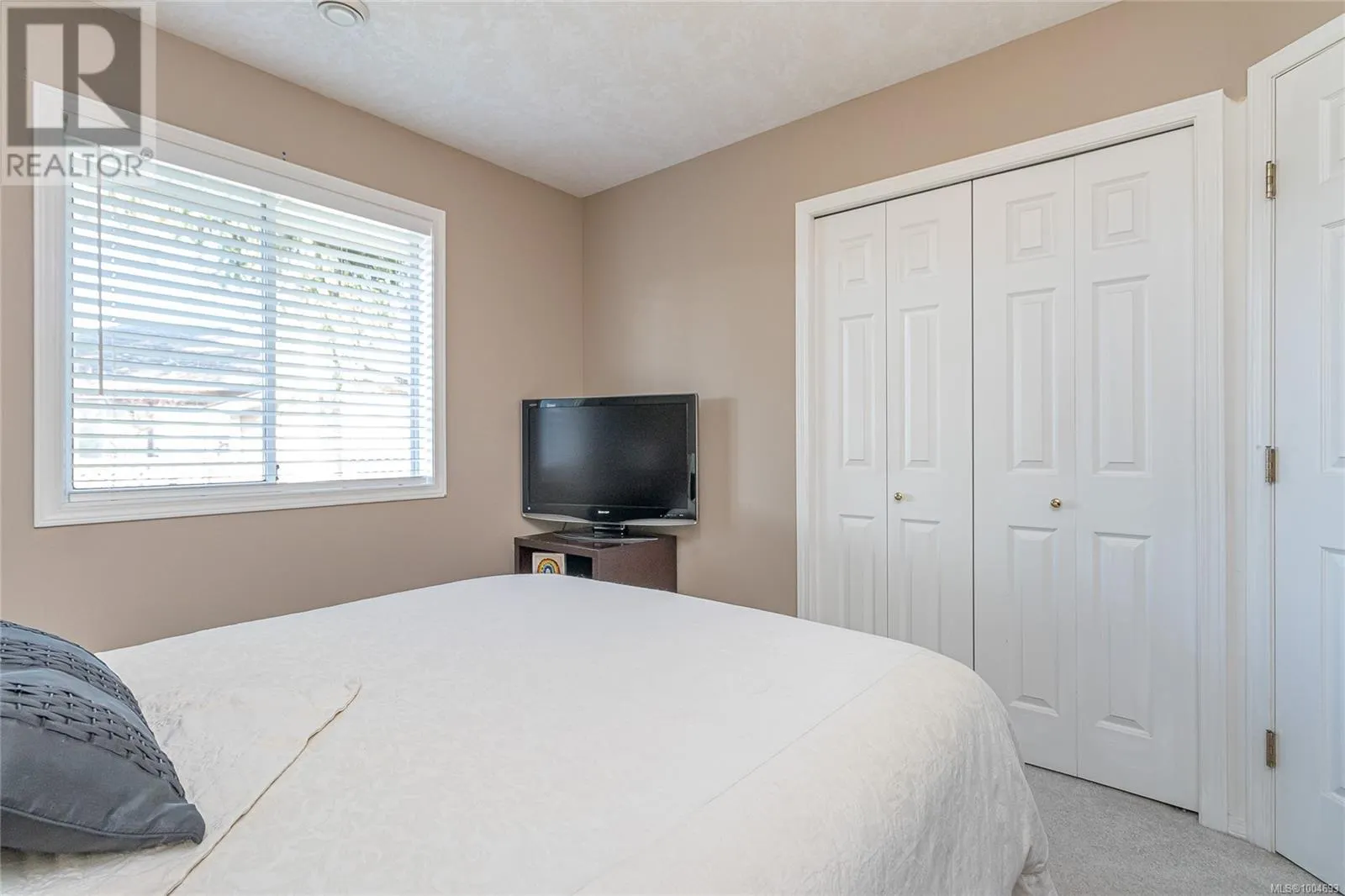 1163 Wellington Dr