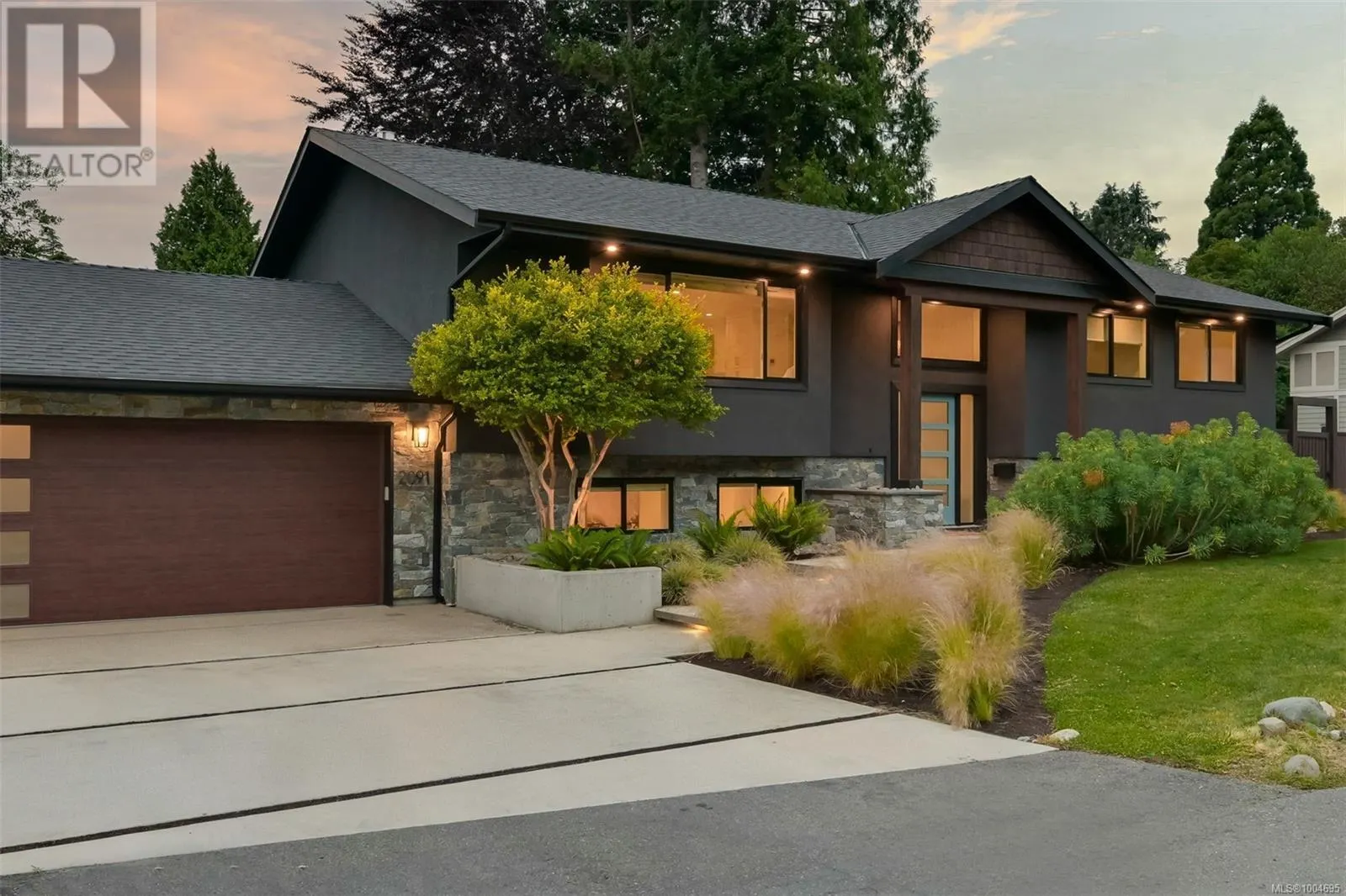 2091 Stonehewer Pl