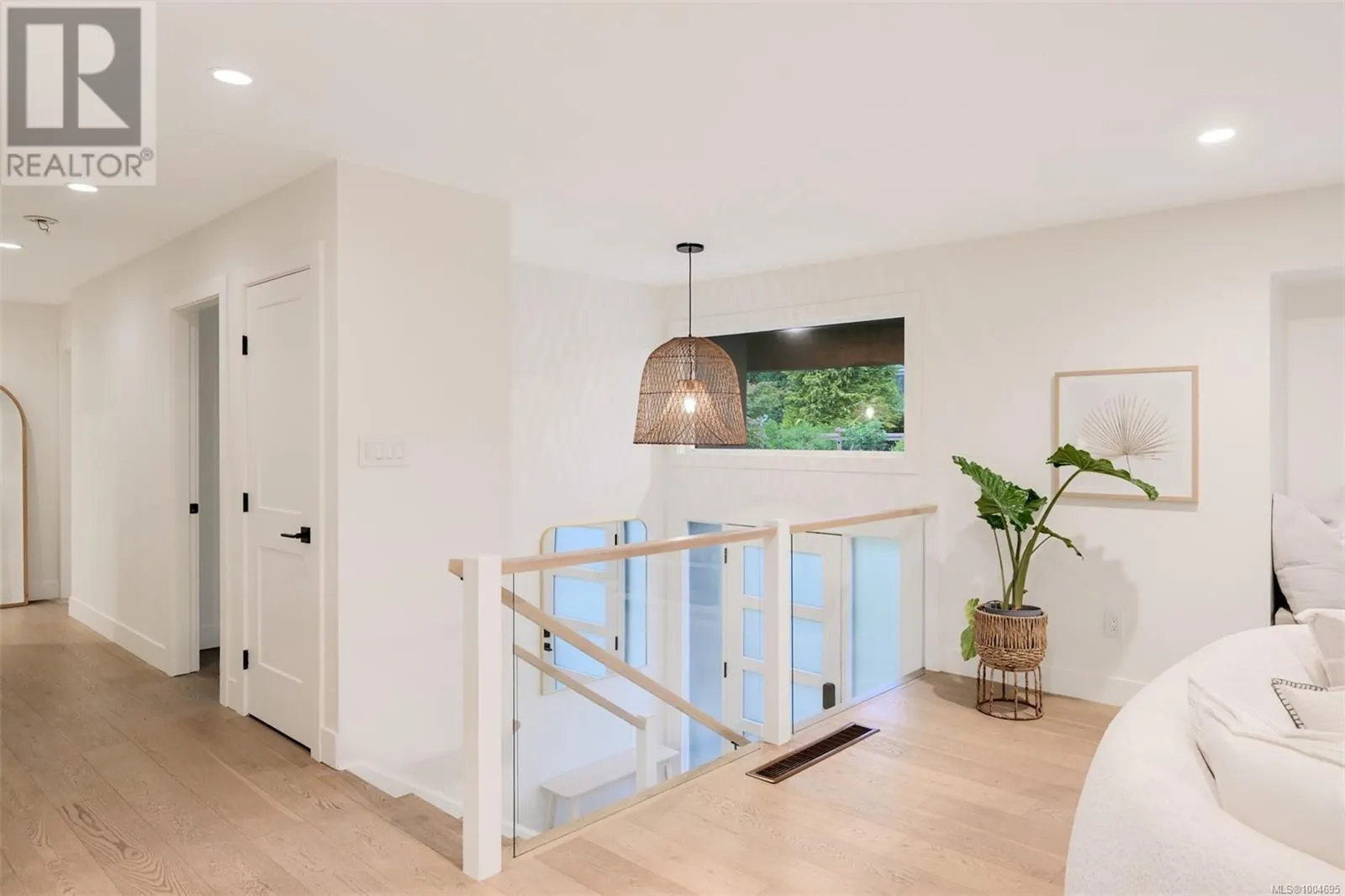 2091 Stonehewer Pl