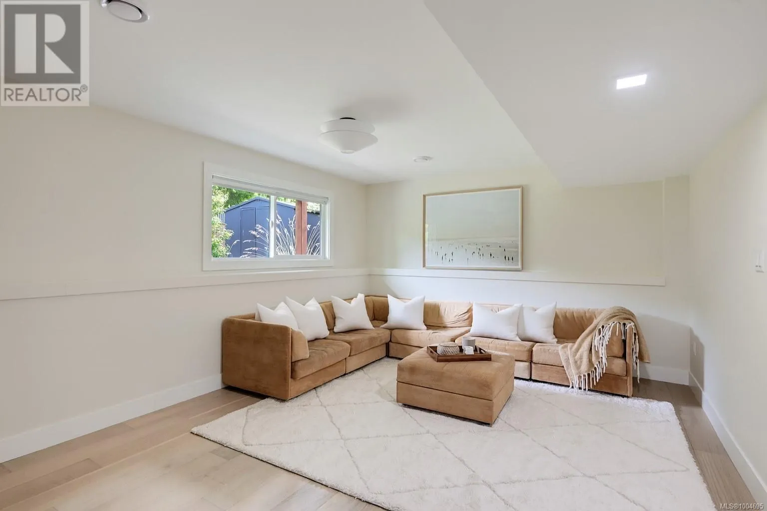 2091 Stonehewer Pl