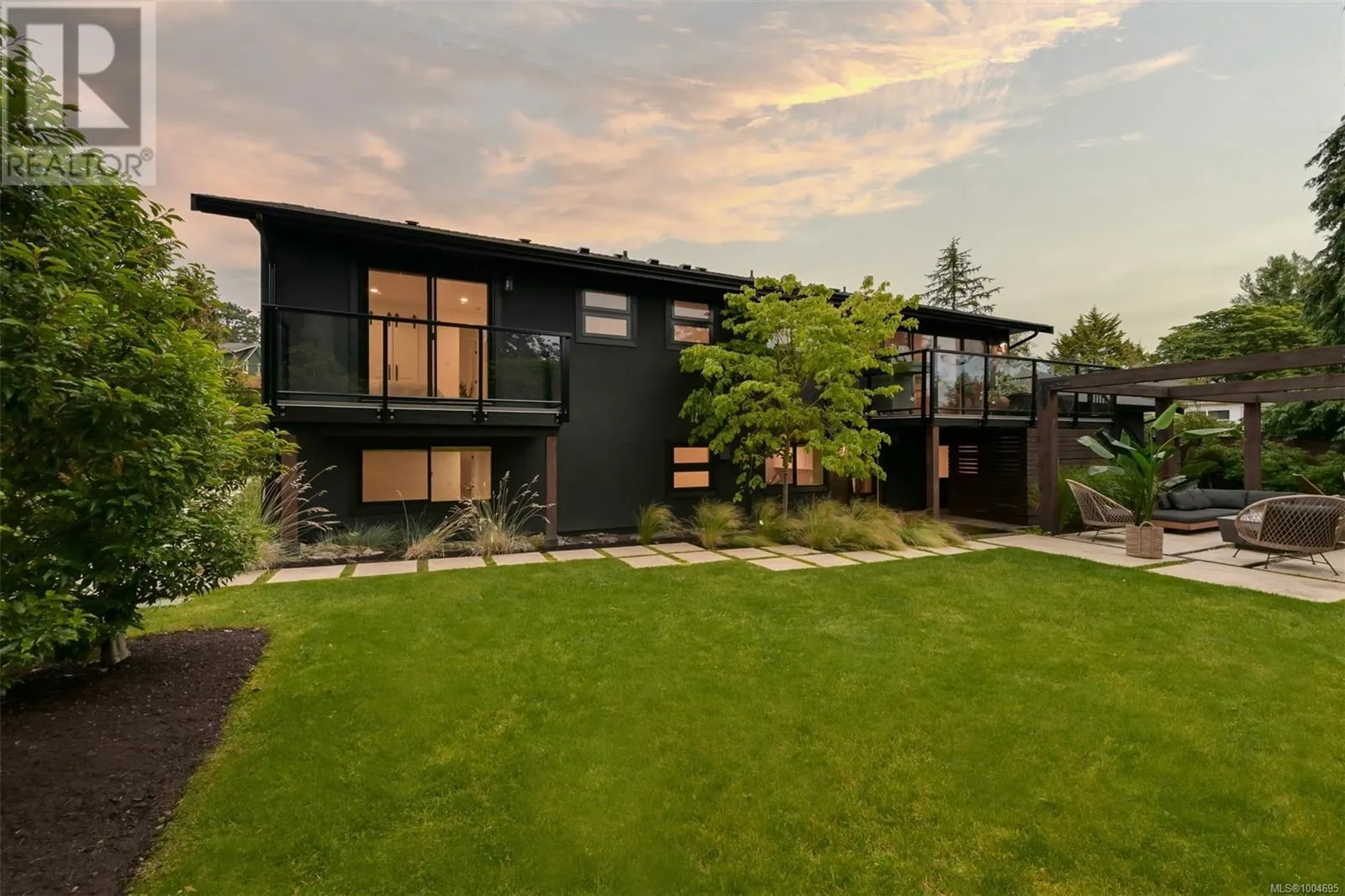 2091 Stonehewer Pl