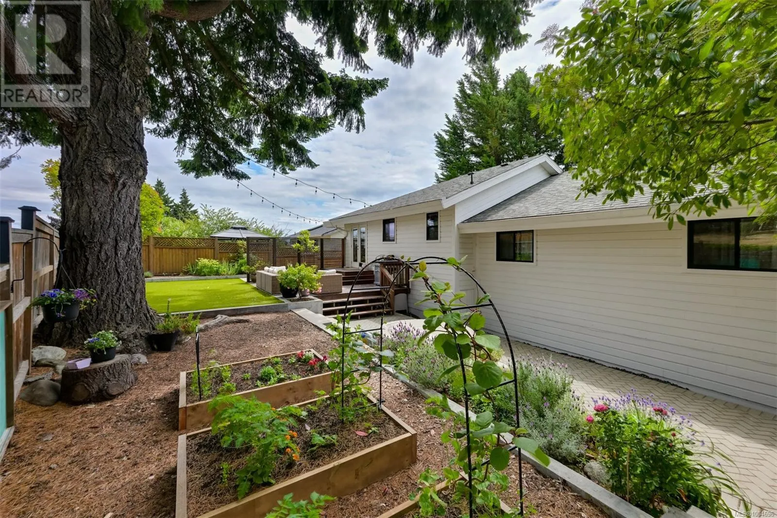 632 Cairndale Rd