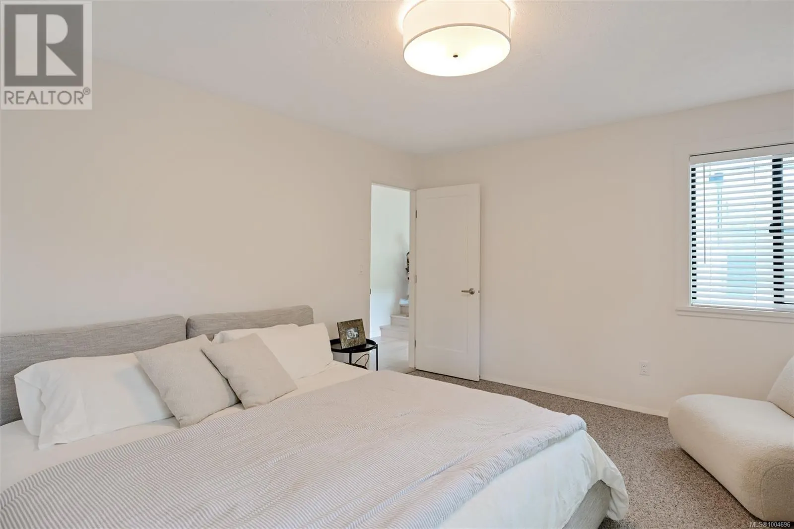 632 Cairndale Rd