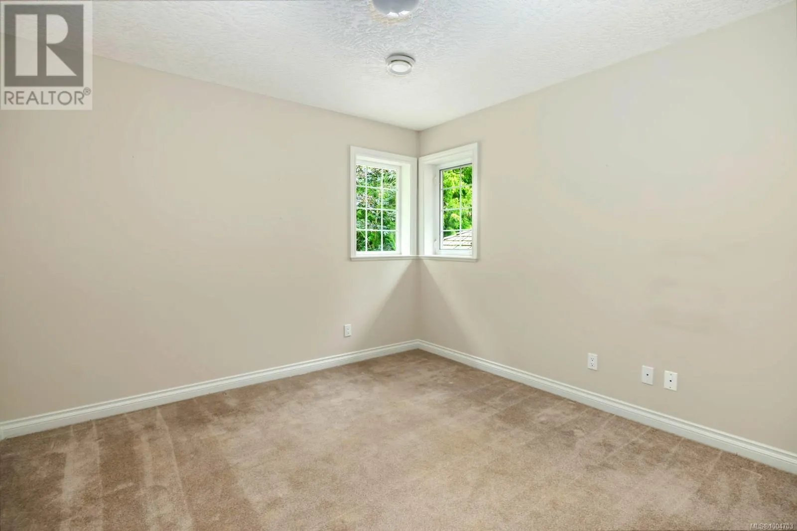 905 Cowerd Rd