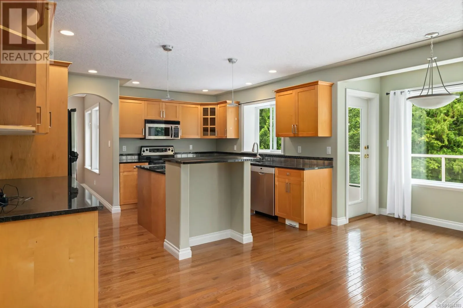 905 Cowerd Rd