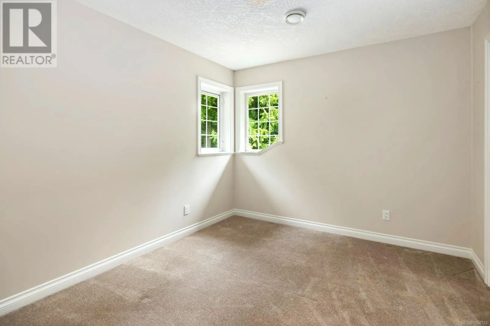 905 Cowerd Rd