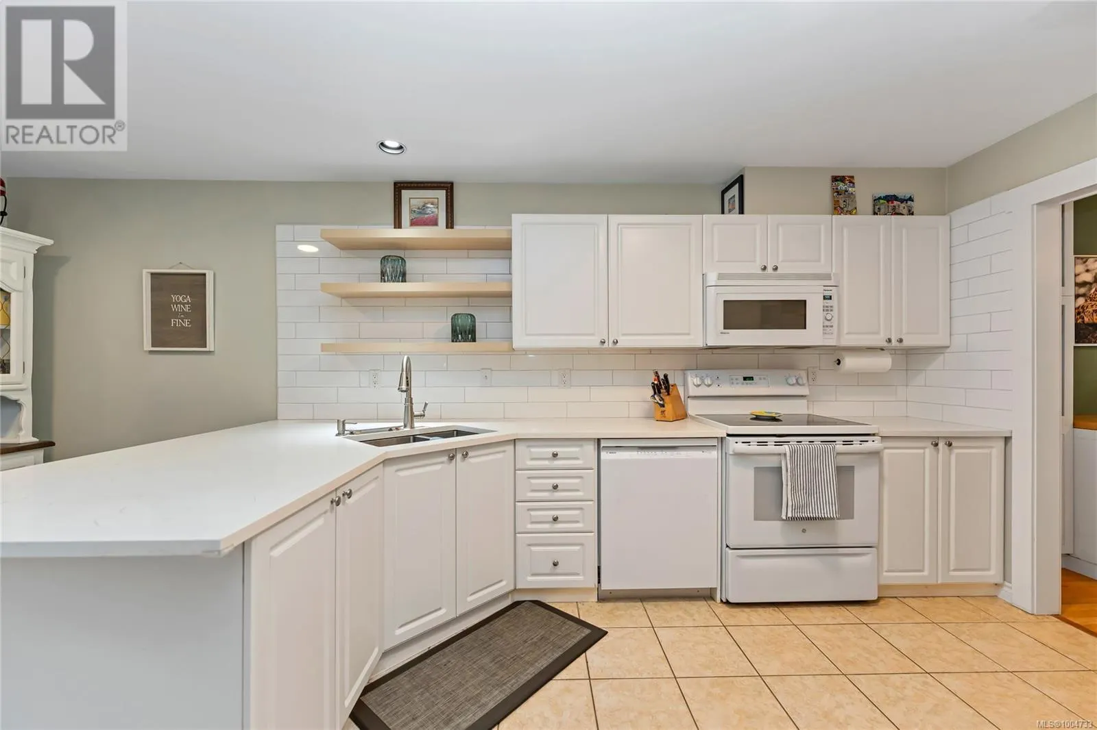 30 850 Parklands Dr