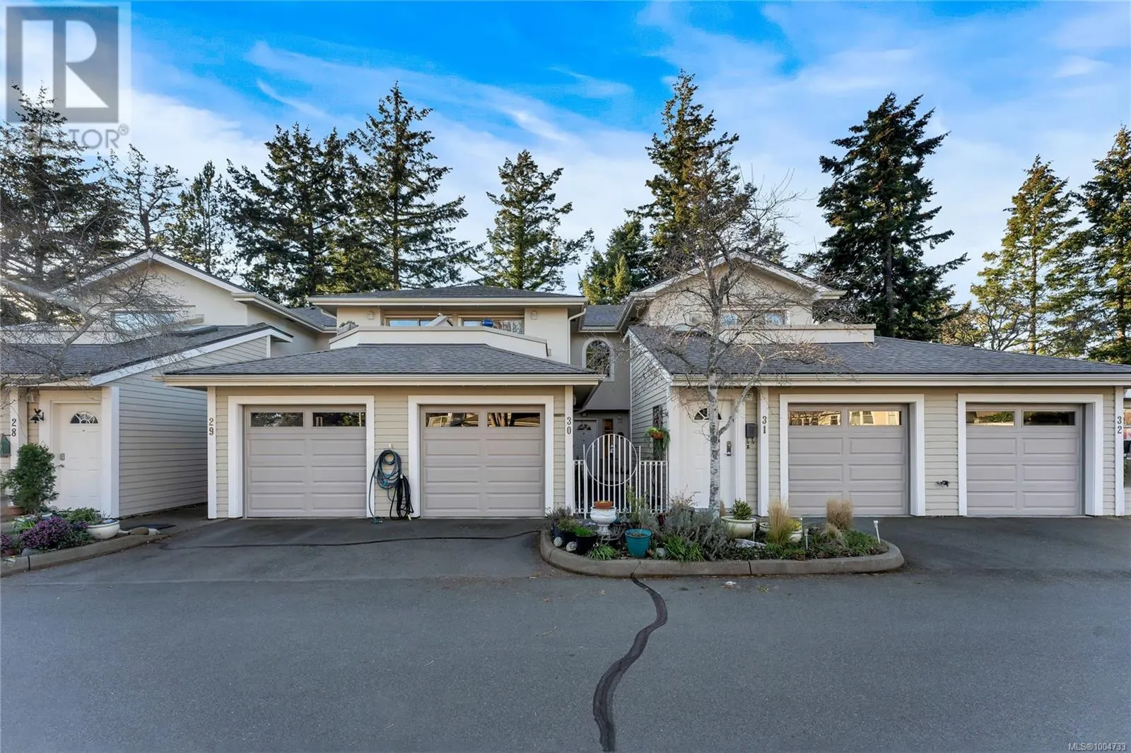 30 850 Parklands Dr