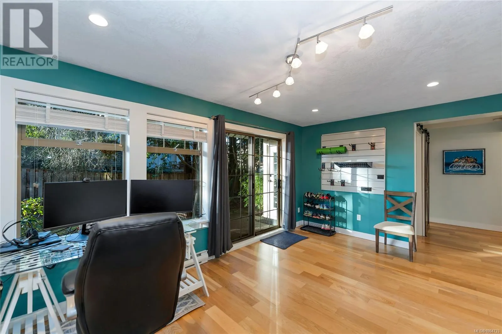 30 850 Parklands Dr