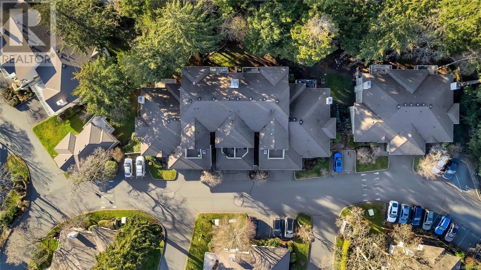 30 850 Parklands Dr