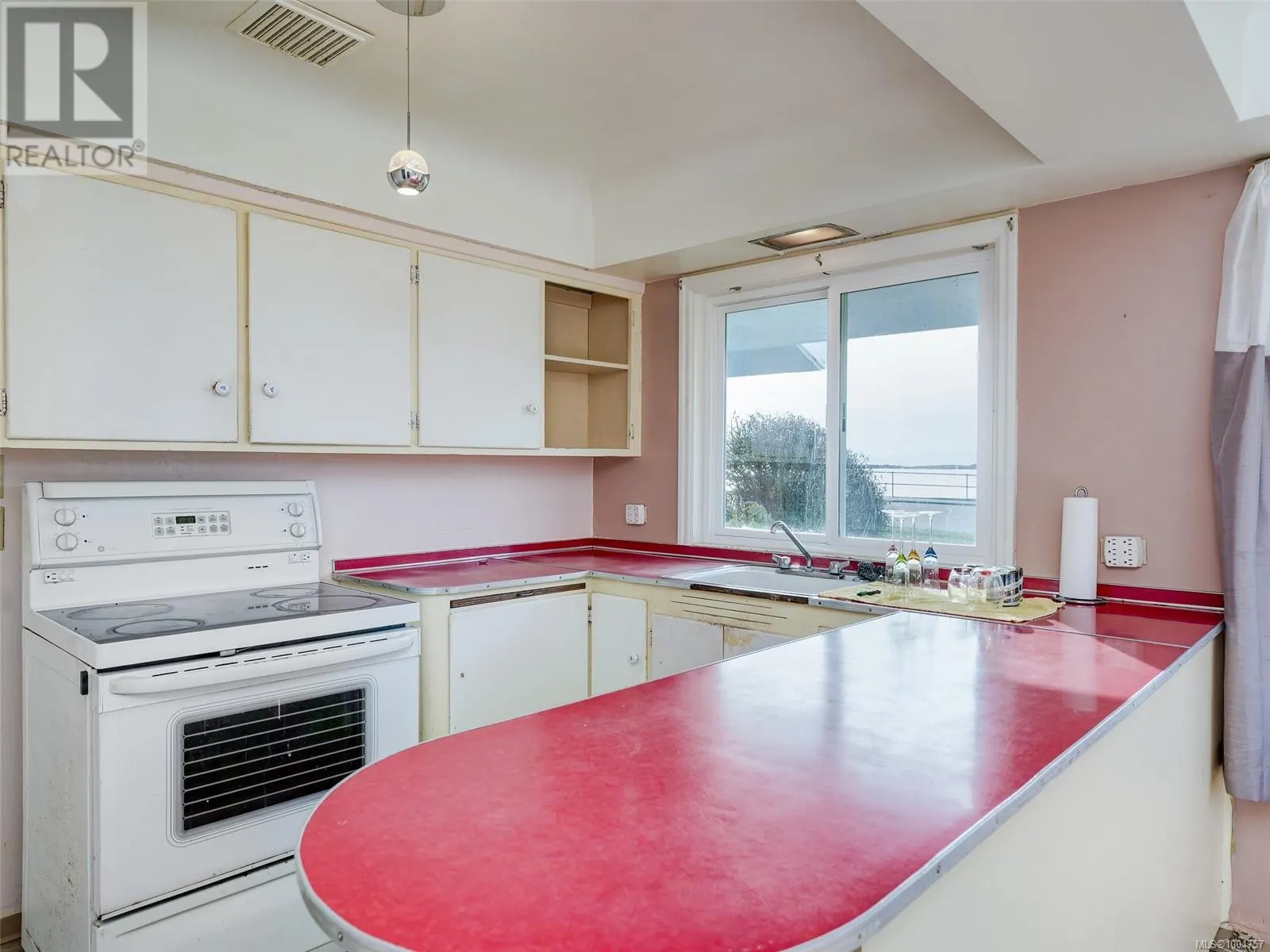 406 Beach Dr