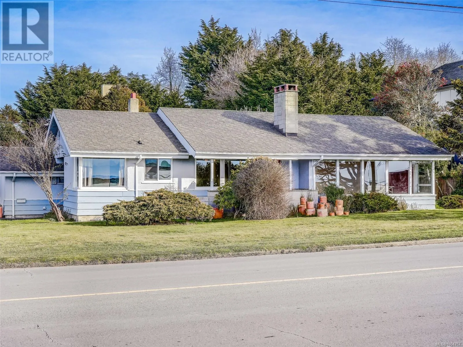 406 Beach Dr